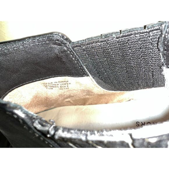 Michael Michael Kors black leather Shaw booties. Size 7.5. - Picture 8 of 8
